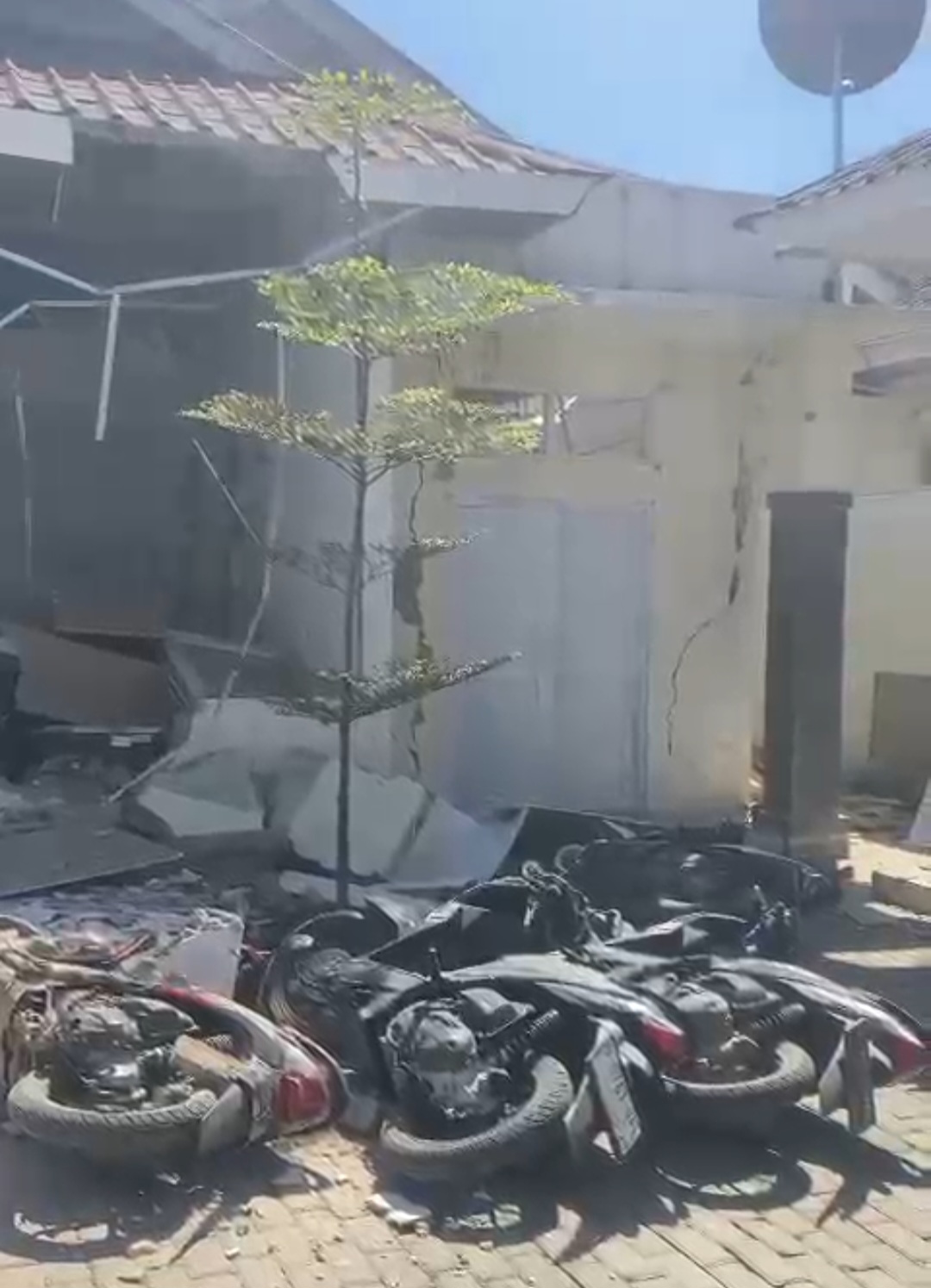 Gempabumi M 5.0 Guncang Bandung Raya, Beberapa Bangunan Rusak