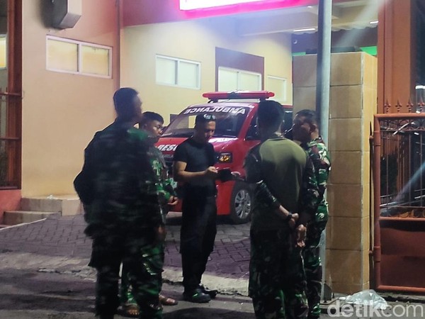 Truk Muatan Amunisi Terbakar di Tol Gempol