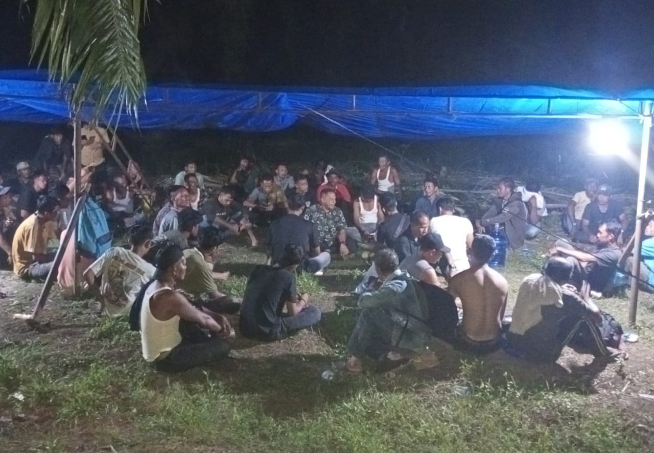 Ratusan Warga Unjuk Rasa Tuntut Kejelasan Lahan ke PT ASN