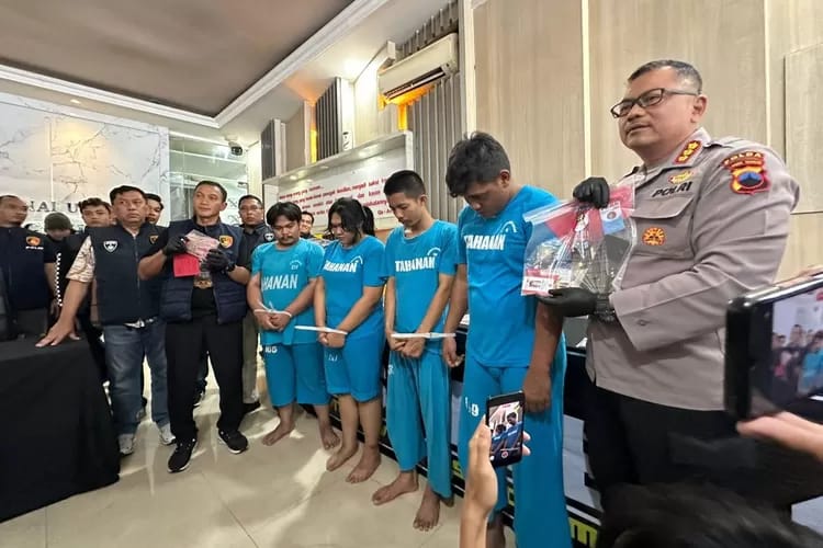 Memeras, Kelompok Wartawan Gadungan Ditangkap, Berkasi di Berbagai Kota