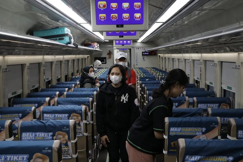 Penumpang Kereta Api di Sumbar Melonjak 102% Saat Cuti Bersama Iduladha