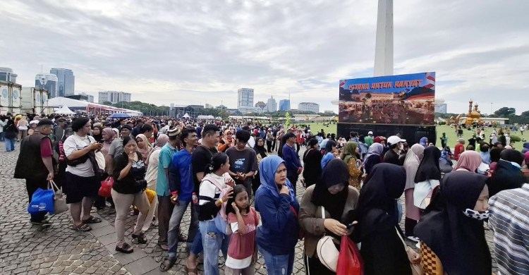 Gerakkan Ekonomi Pascalebaran, Bazar Rakyat “Istana untuk Rakyat” di Monas Sedot Ratusan Ribu Pengunjung