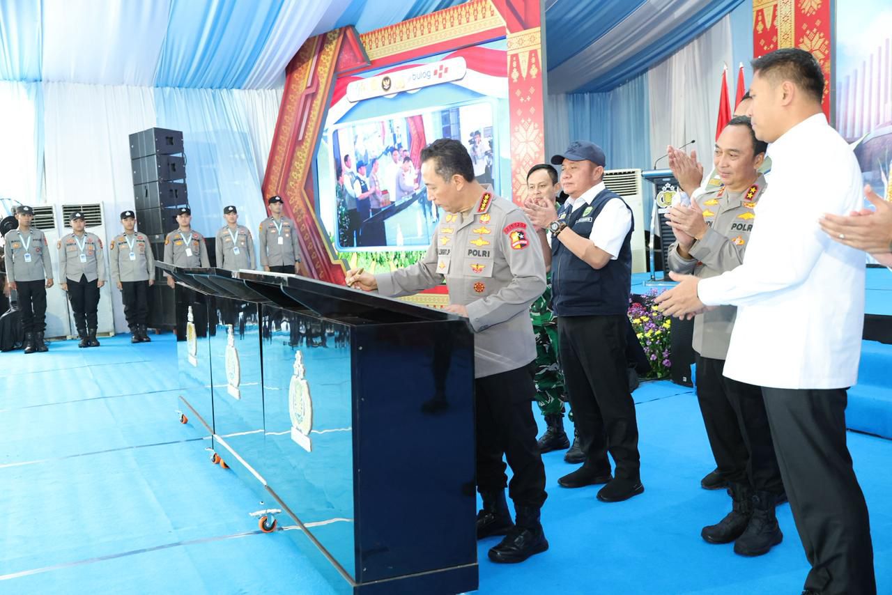Pangkas Biaya Logistik Petani, Kapolri Resmikan 57 Jembatan Merah Putih Presisi di Sumsel