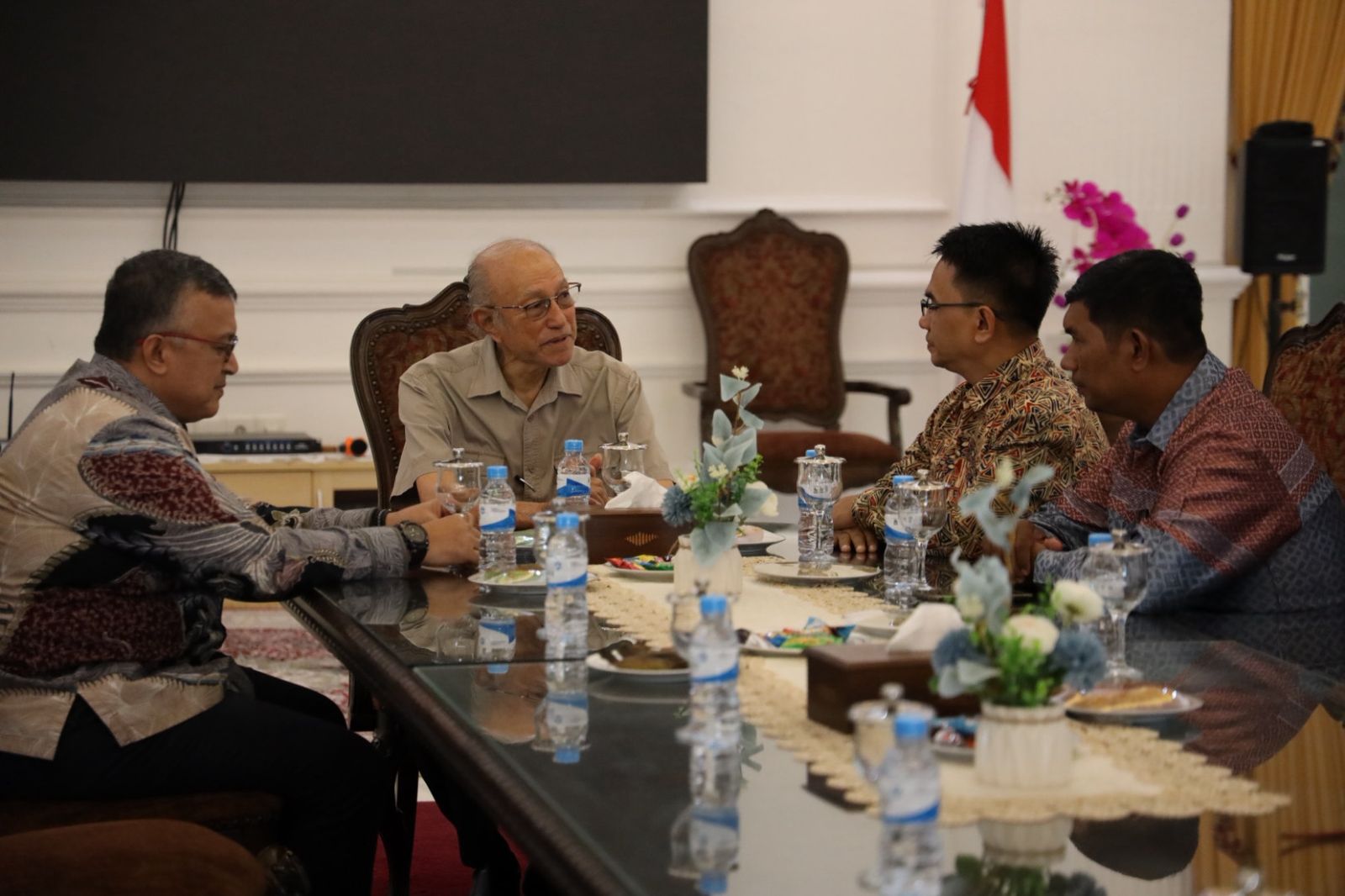 Wali Nanggroe Terima Audiensi Pengurus AMANAH, Tekankan Pentingnya Kapasitas Pemuda dan Kelestarian Alam