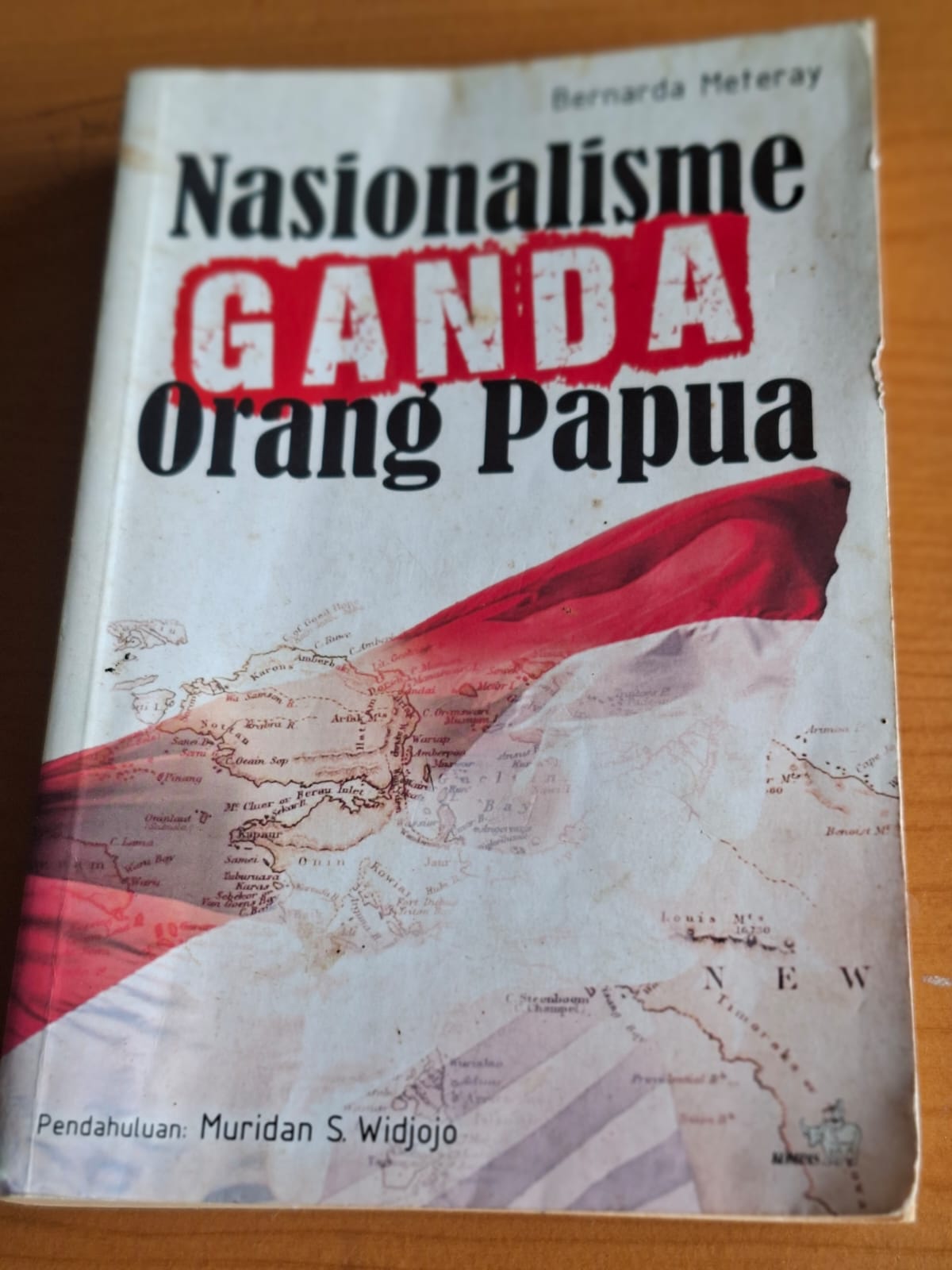 PERTARUNGAN PARADOKS DUA IDEOLOGI DAN NASIONALISME DI TANAH PAPUA BARAT