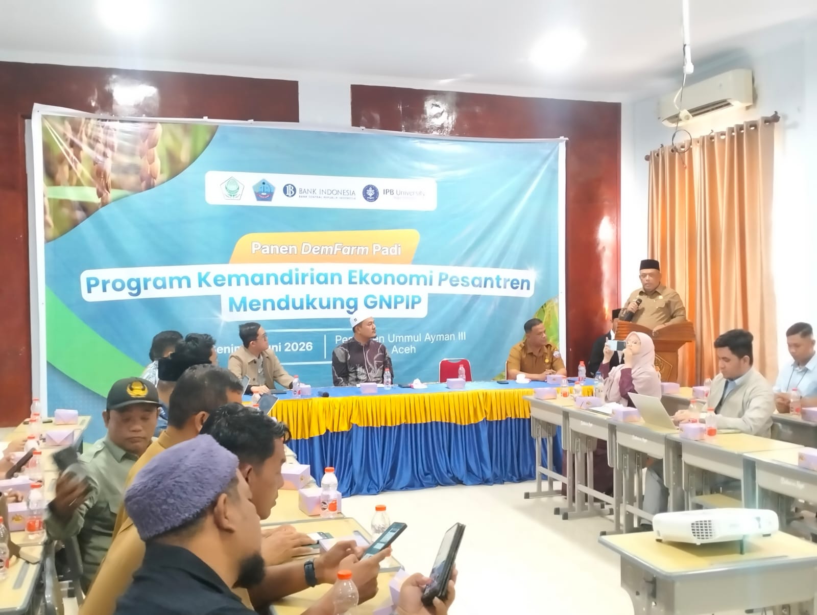IPB dan BI Dorong Kemandirian Ekonomi Pesantren Berbasis Beras di Pidie Jaya