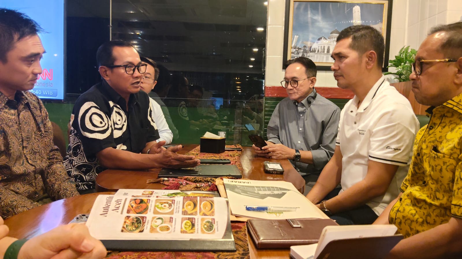 Genjot Energi Bersih, Sekda Aceh dan PLN Pusat Matangkan Rencana Pengembangan PLTS di Serambi Mekah
