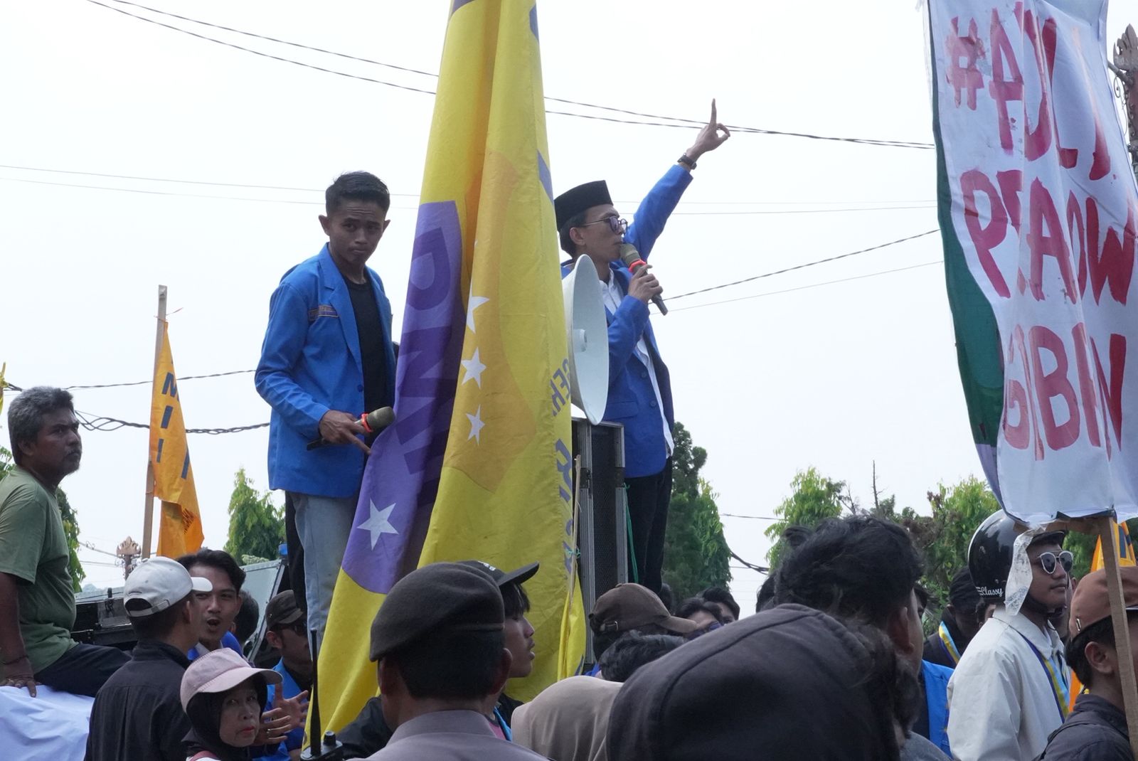 Kawal Isu Nasional dan Daerah, Puluhan Mahasiswa PMII Lampung Geruduk Kantor DPRD