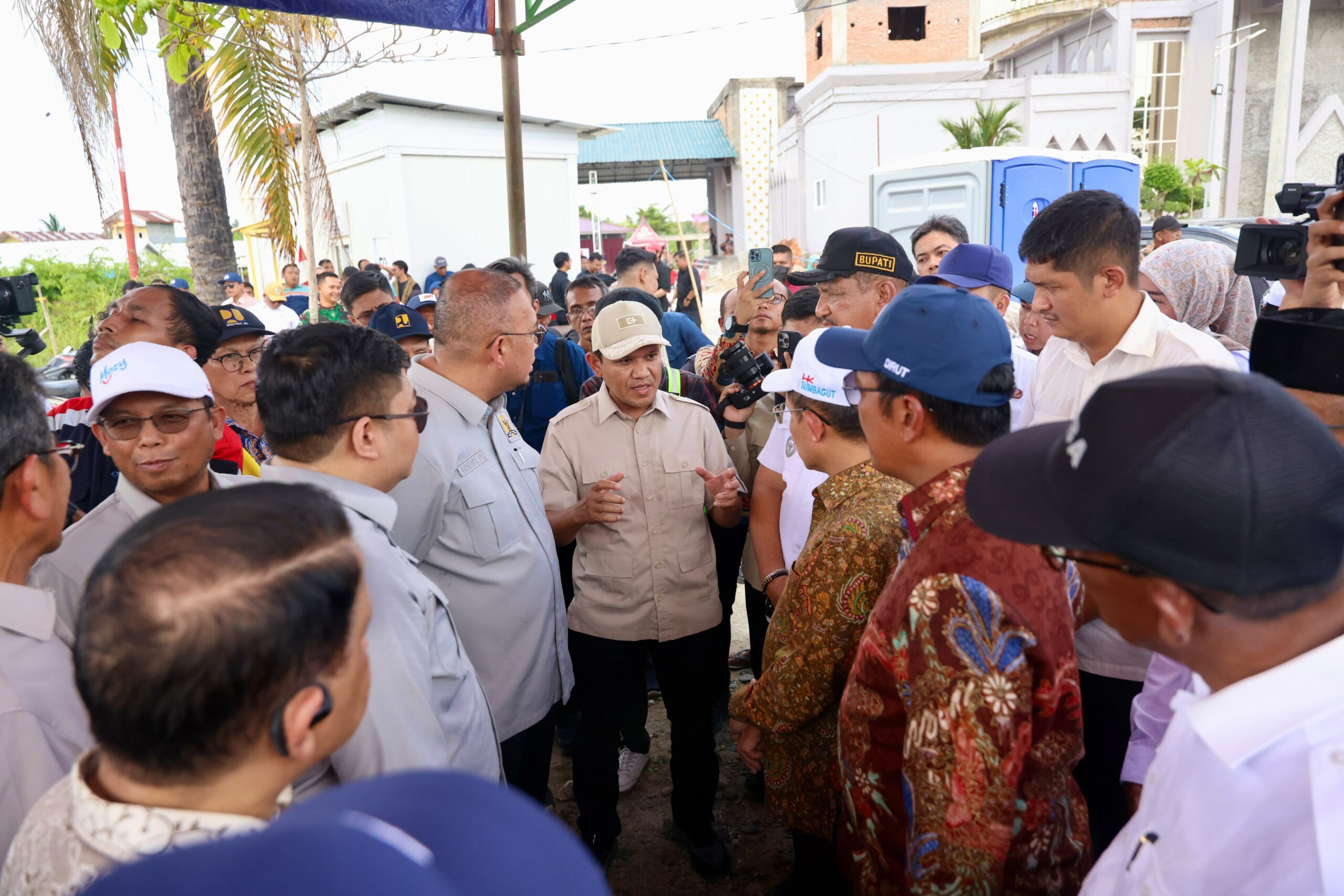 WAGUB ACEH DAN KOMISI VI DPR RI PERCEPAT REHABILITASI HUNTARA, BUMN KARYA DIMINTA SEGERA TINDAK LANJUTI KENDALA DI LAPANGAN