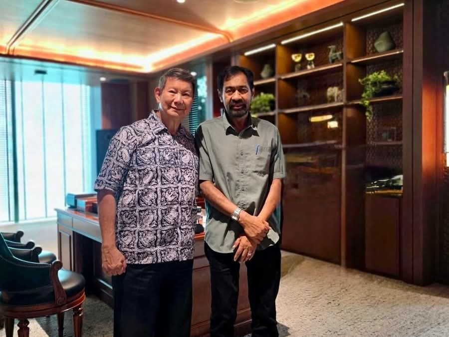 Mualem Bertemu Hashim, Bahas Percepatan Pembangunan Ekonomi Aceh